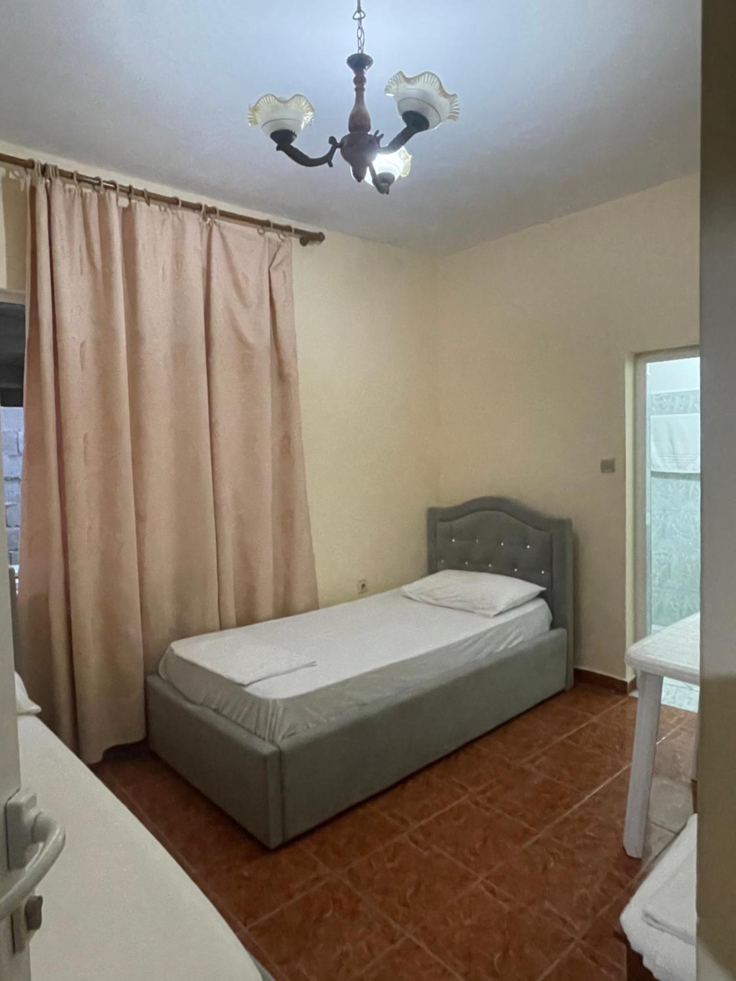 Hotel Gjika Saranda Kültér fotó