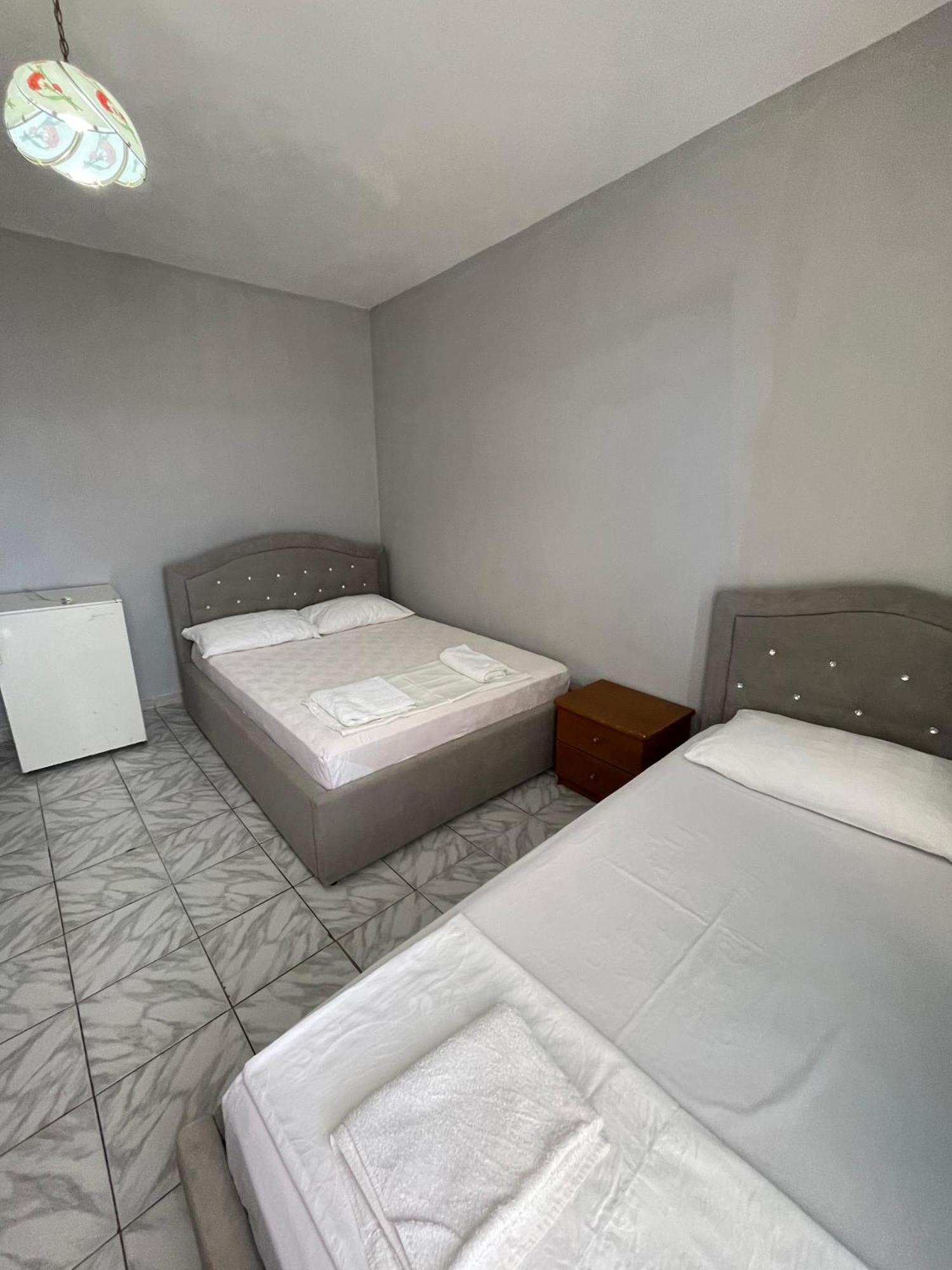 Hotel Gjika Saranda Kültér fotó