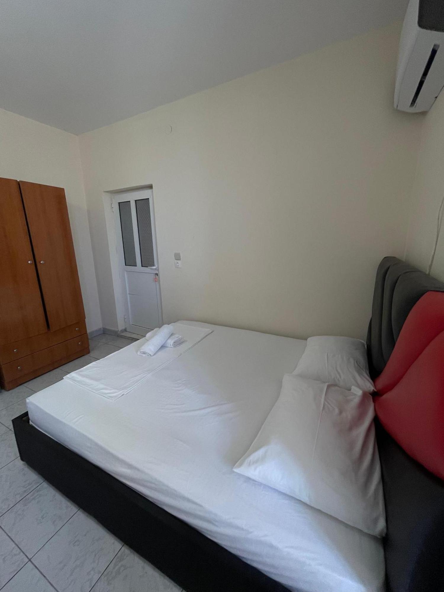 Hotel Gjika Saranda Kültér fotó