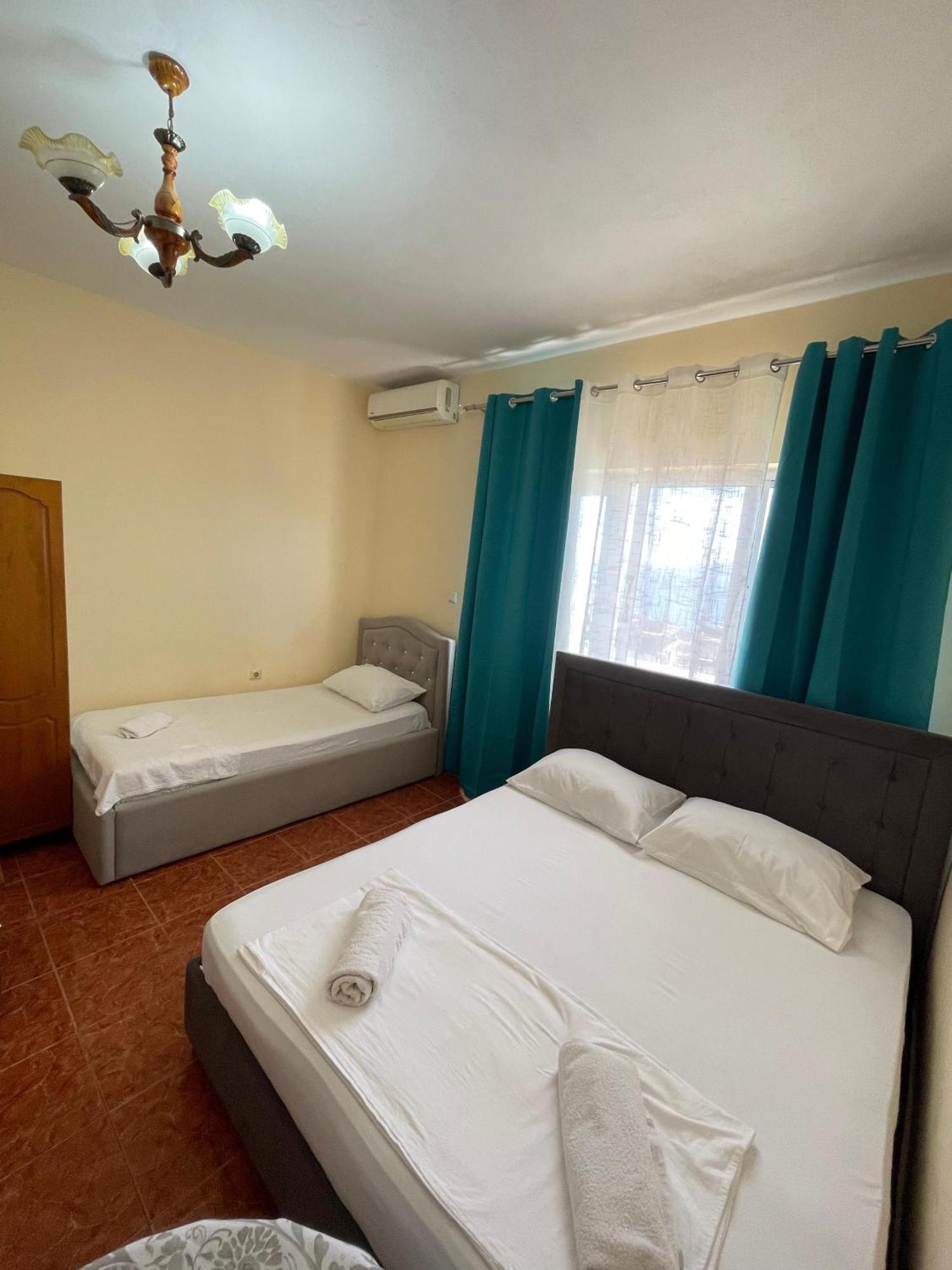 Hotel Gjika Saranda Kültér fotó