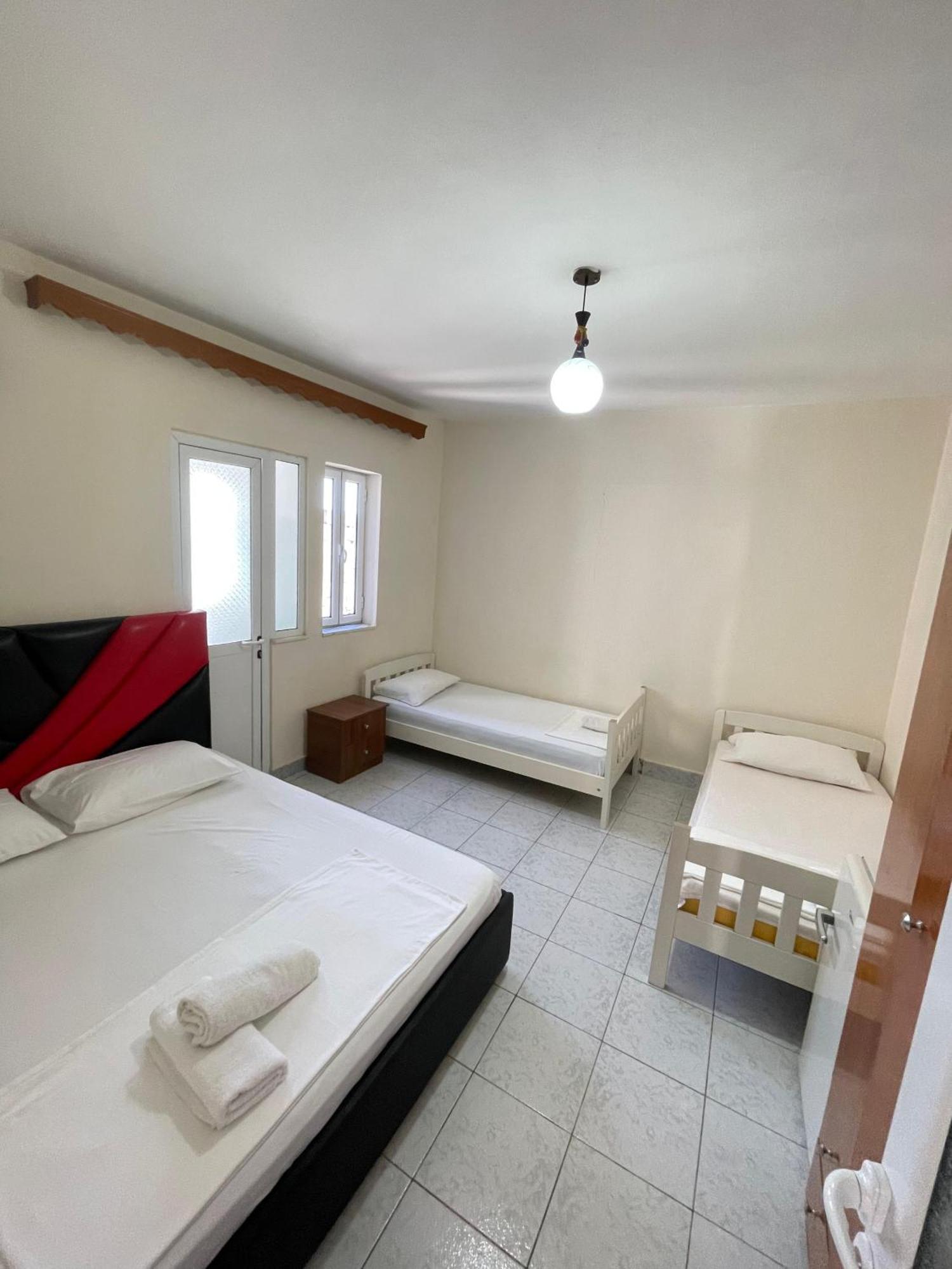 Hotel Gjika Saranda Kültér fotó