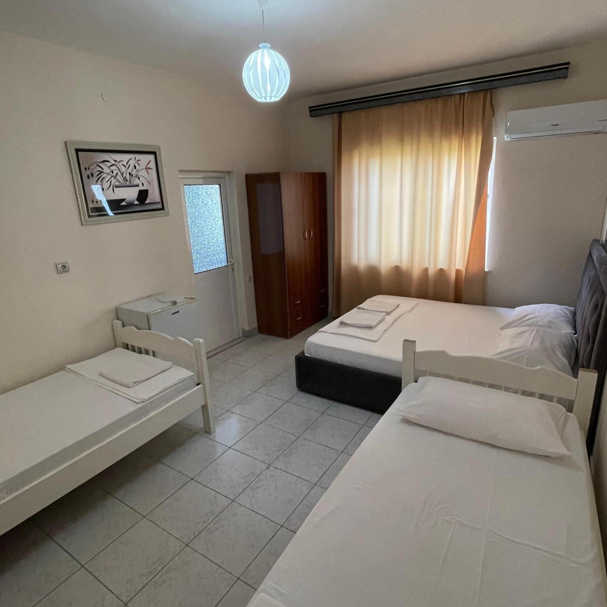 Hotel Gjika Saranda Kültér fotó