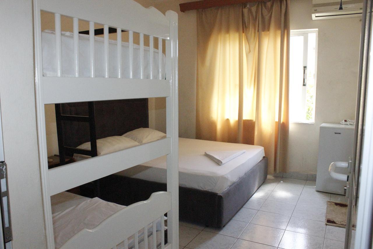 Hotel Gjika Saranda Kültér fotó